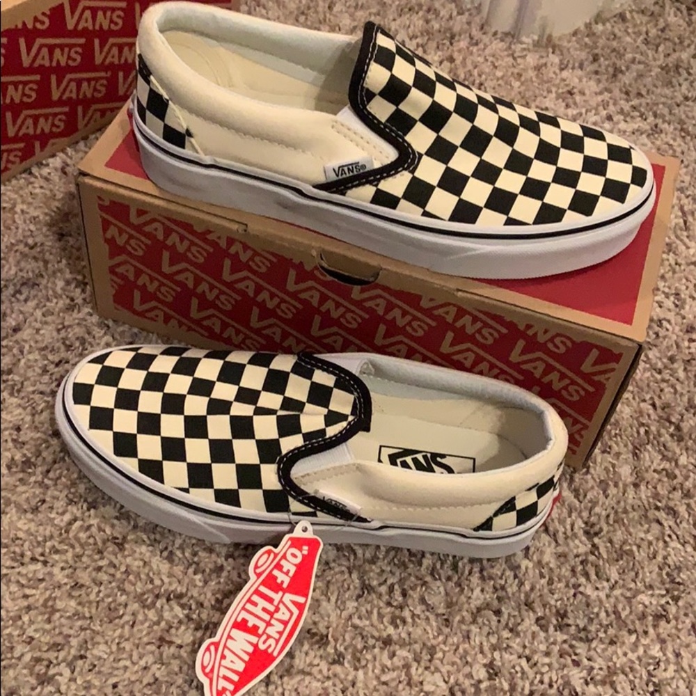 New vans classic slip on in checkerboard